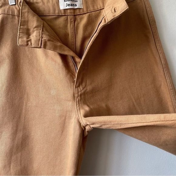 Reformation Marine Jeans in butterscotch color - Picture 4 of 12